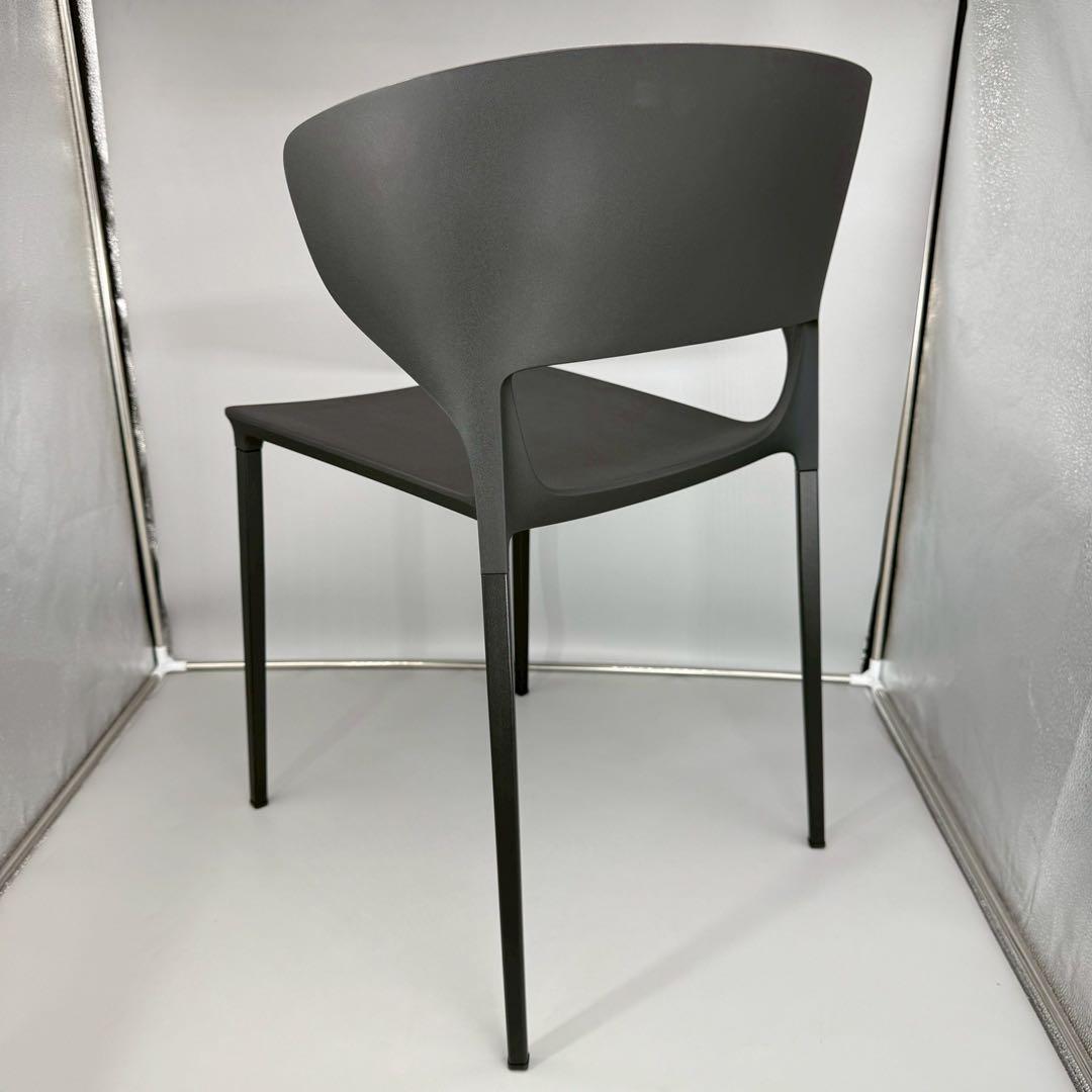送料込　匿名配送　カッシーナ　コキ　KOKI スタッキングアームチェア　イス ②