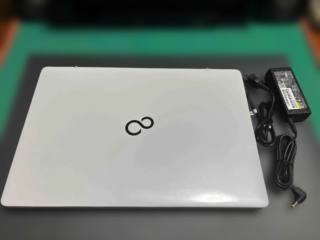 富士通 LIFEBOOK Ryzen7搭載　SSD 1TB/Offce付