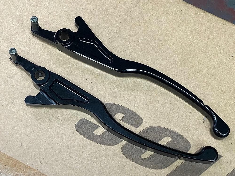 ワンオフ ワイズギア ビレットブレーキレバー 4D9 マジェスティ SG20J