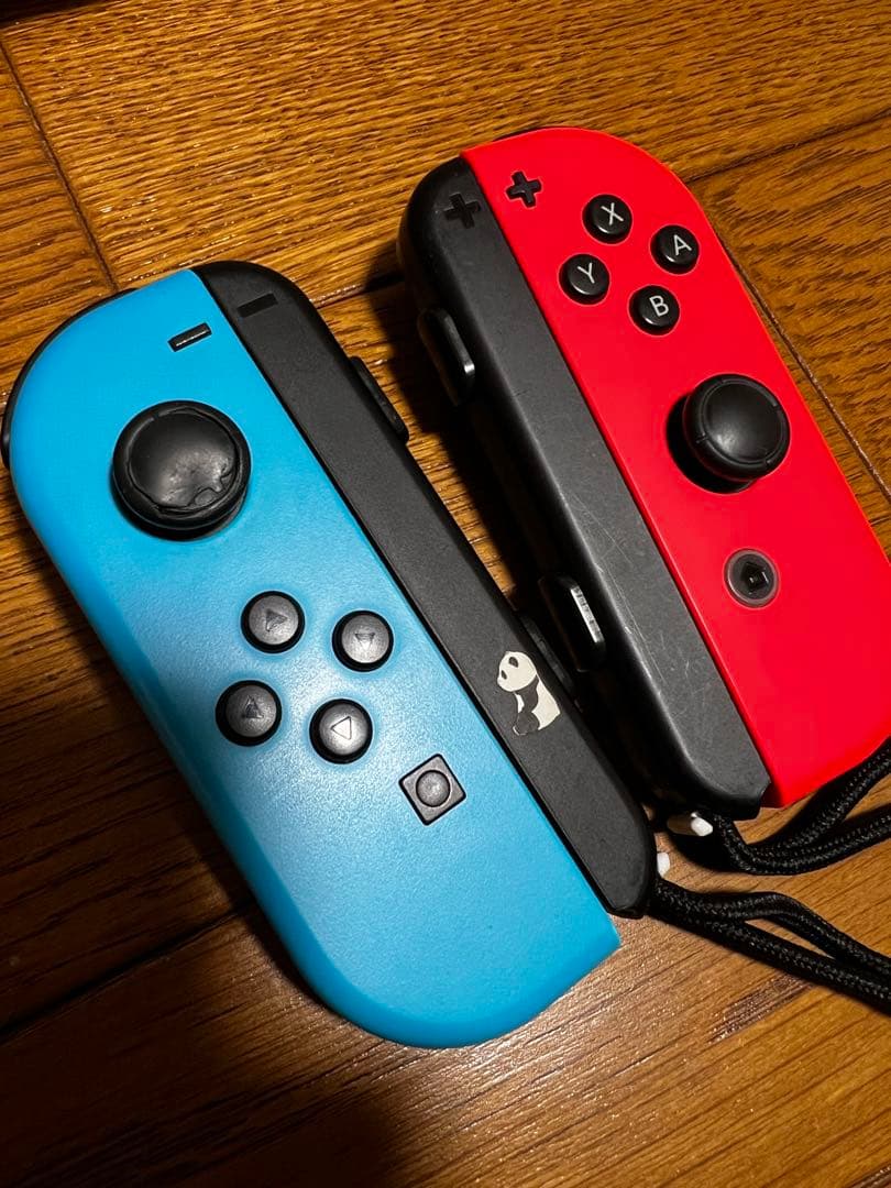 歳末！特別限定価格⭐︎Switch本体と、快適に遊ぶ為の付属品たち
