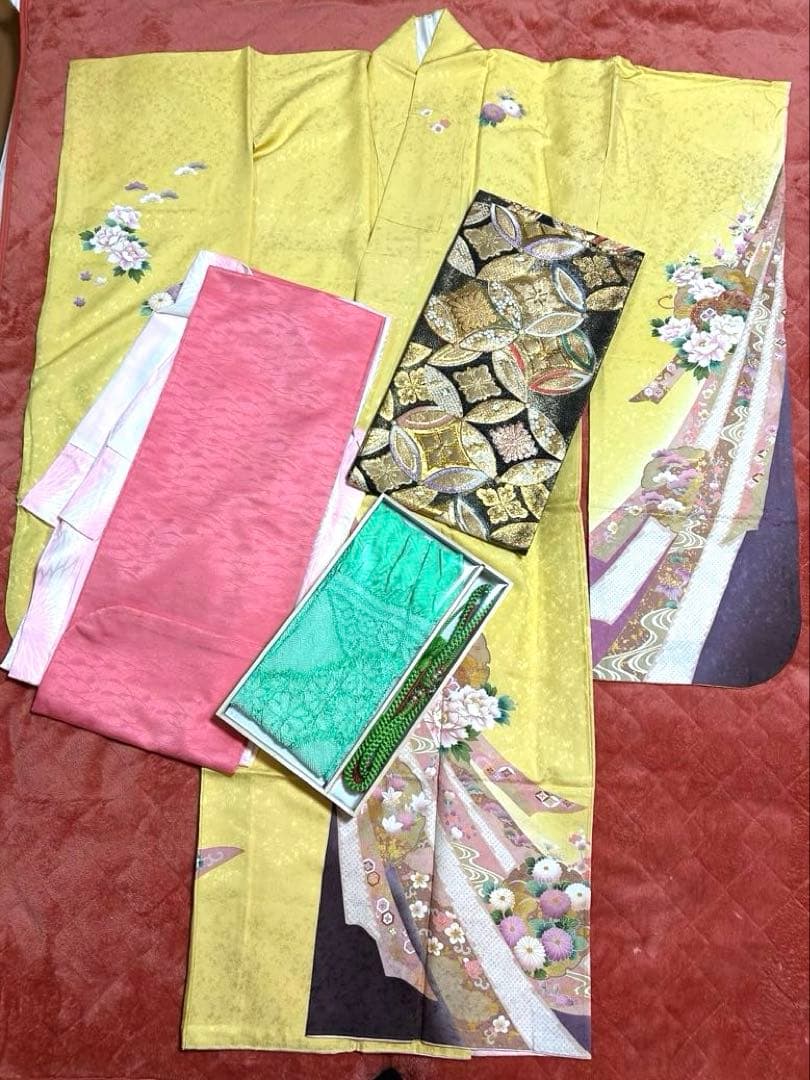 値下げ！ 振袖 着物 花柄　帯付き