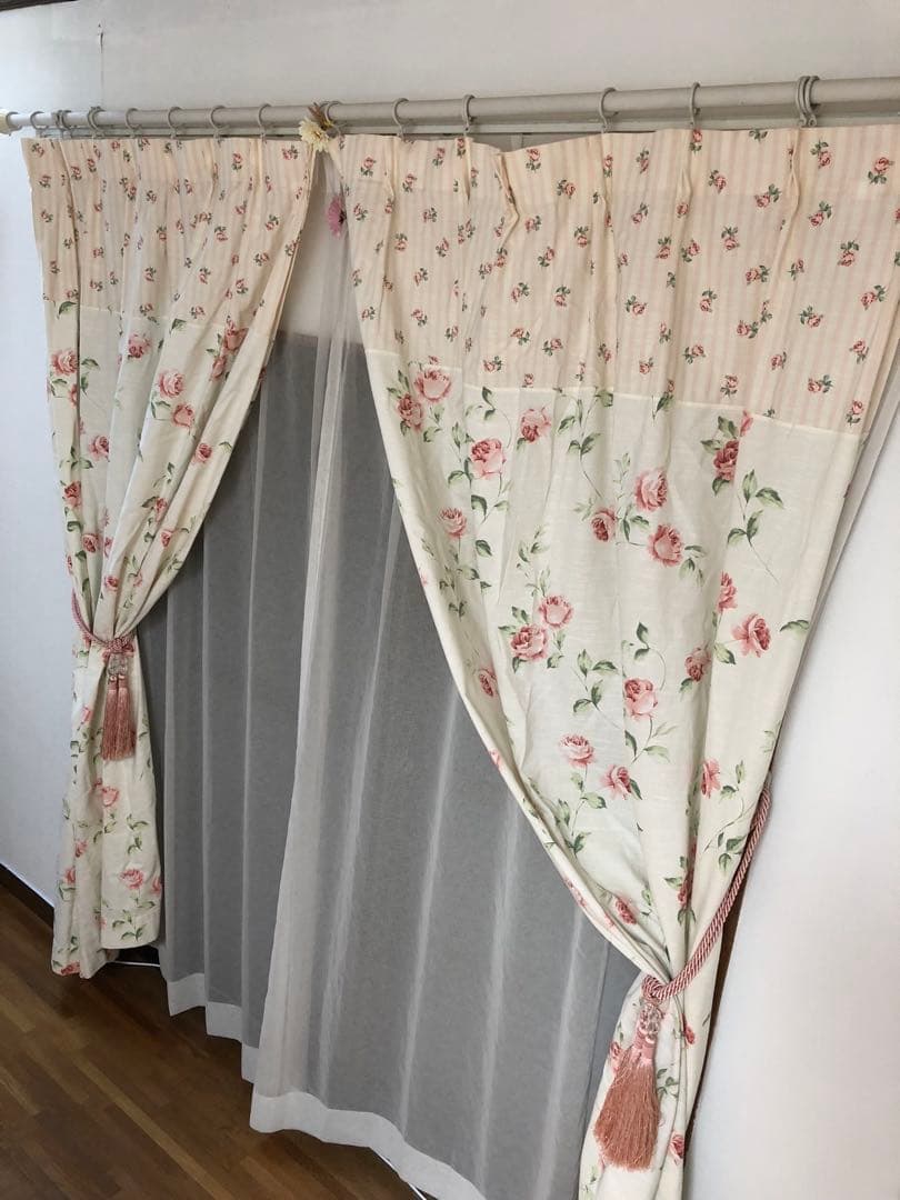 LAURA ASHLEY カーテン100×200 ２枚 ローラアシュレイ/イマン
