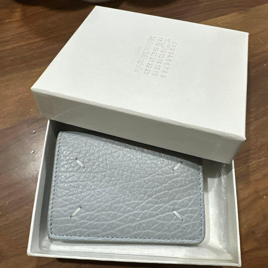 メゾンマルジェラ　ブルーグレー　レザー 三つ折り財布 箱付き
