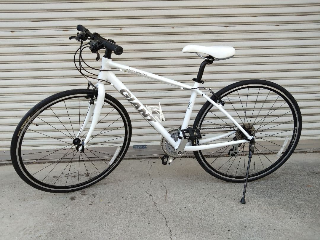 ジャイアント　GIANT　エスケープR３　Escape　R３　神奈川　引取限定