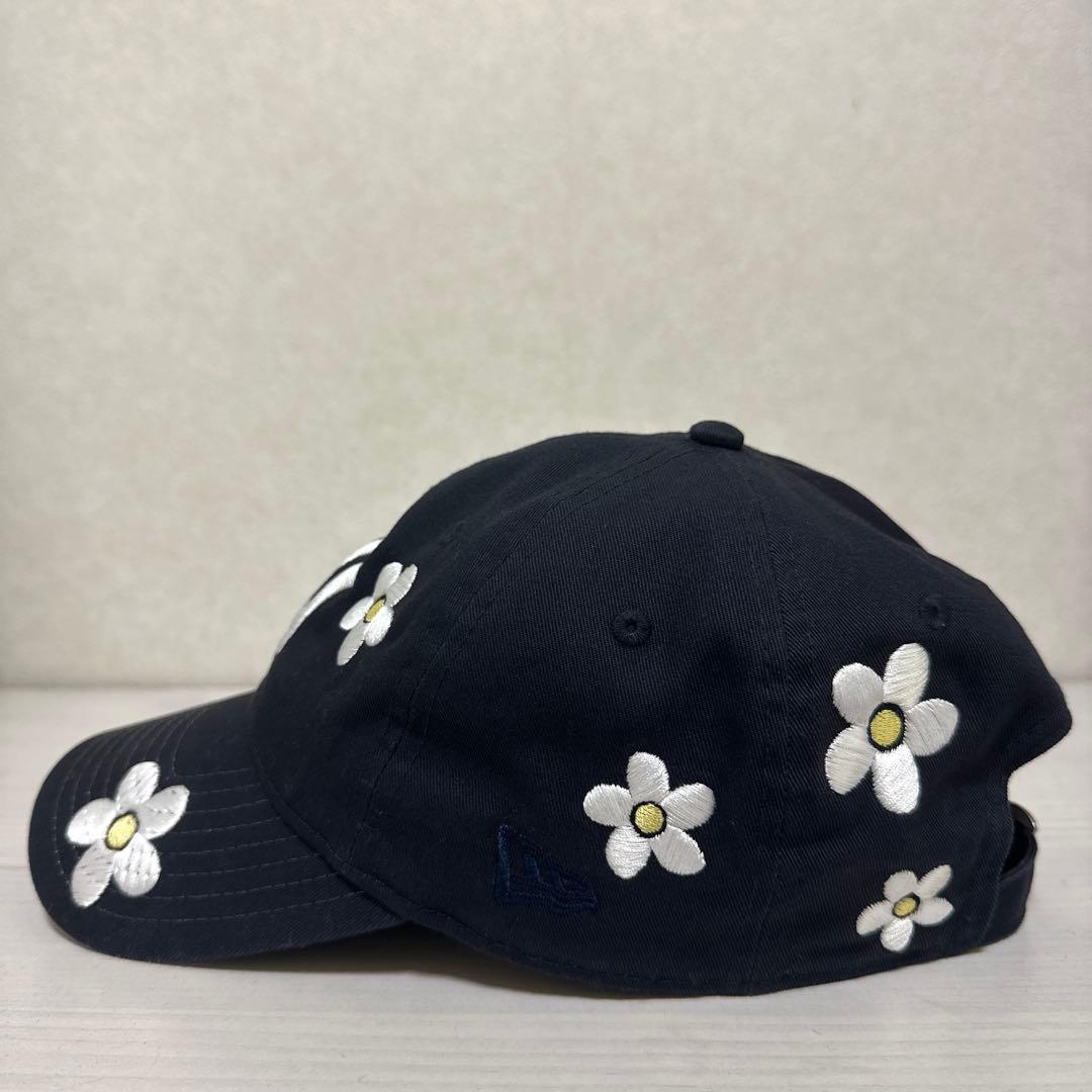 激レア‼️公式サイト店舗在庫なし！NYロゴ 花刺繍 ベースボールキャップ ネイビー