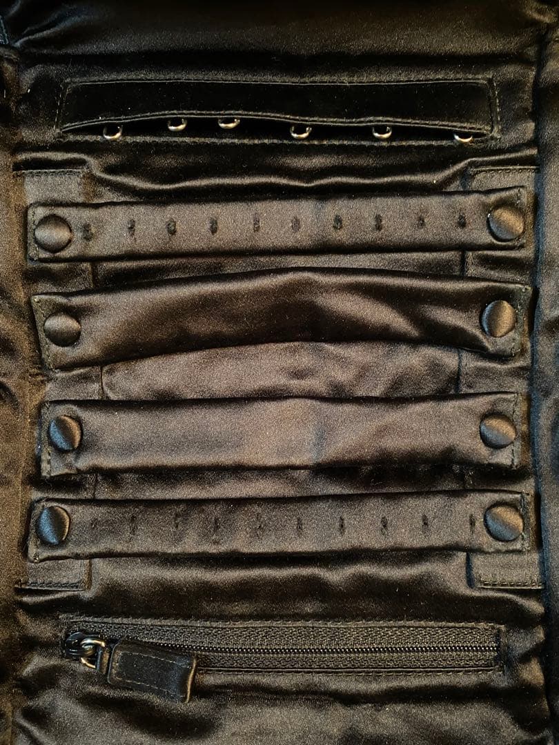 PRADA 黒 シルクサテン アクセサリーケース