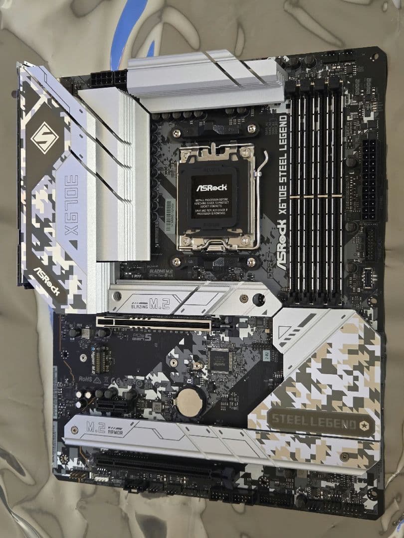Ryzen 7 7800X3DとX670E Steel Legendのセット