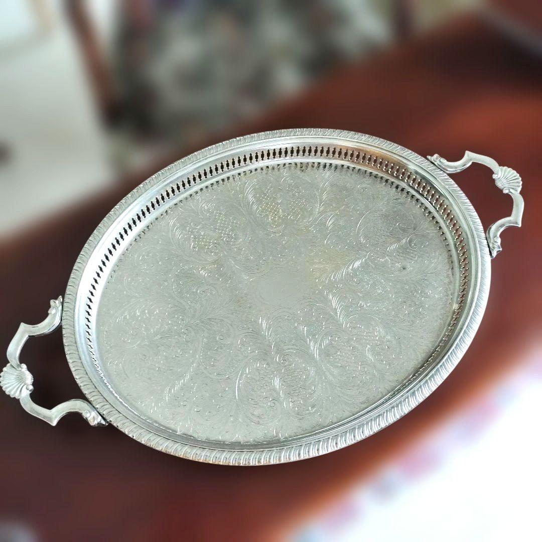 ＜英国ビンテージ＞　シルバートレイ　キャバリア　銀盆　シルバープレート