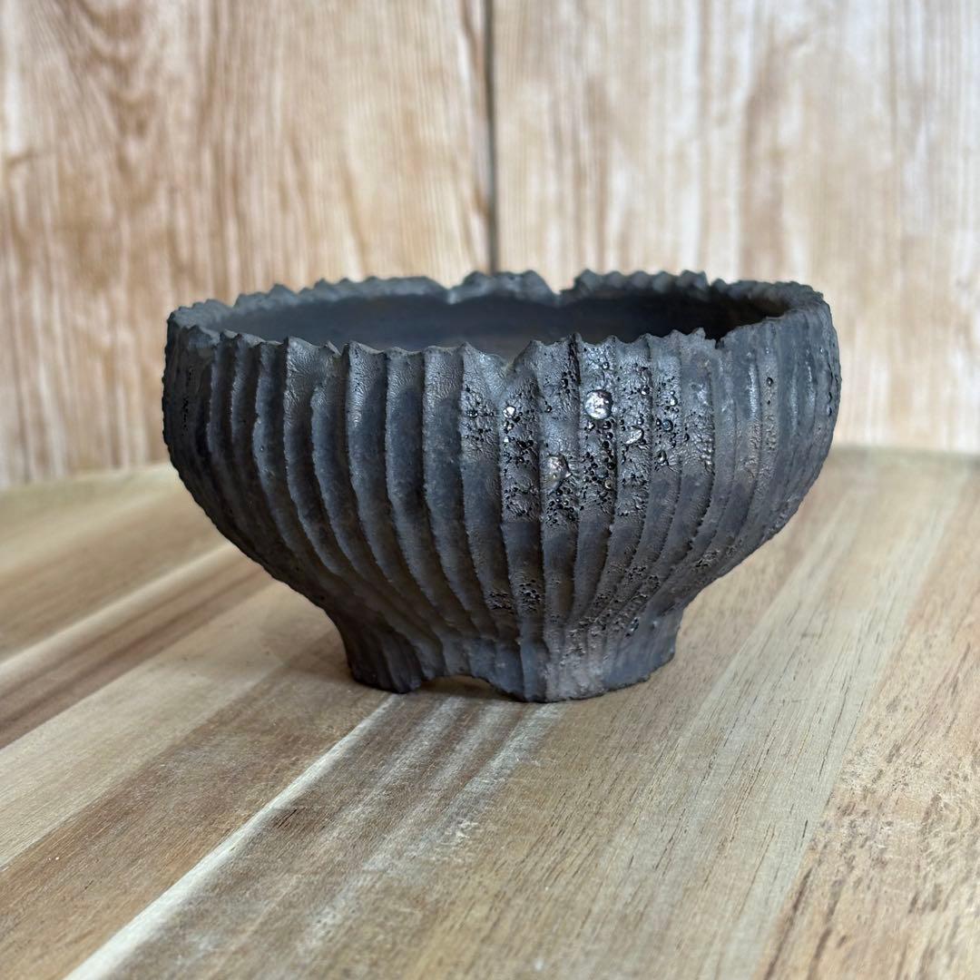 小野瀬一　陶器鉢　しのぎ　植木鉢