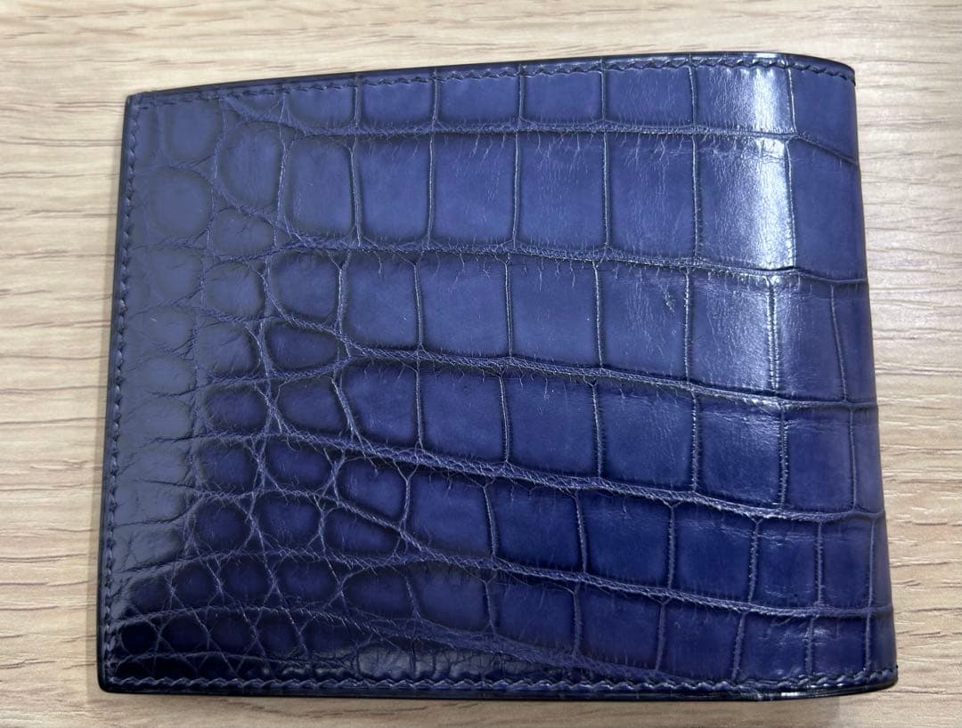 馬車道　今井　クロコダイルレザー 二つ折り財布 ネイビー