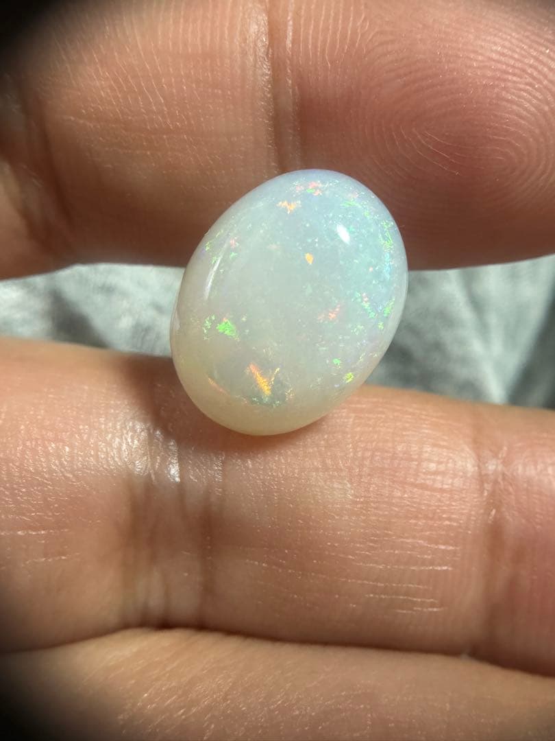 特大半透明天然オパール 8.794ct