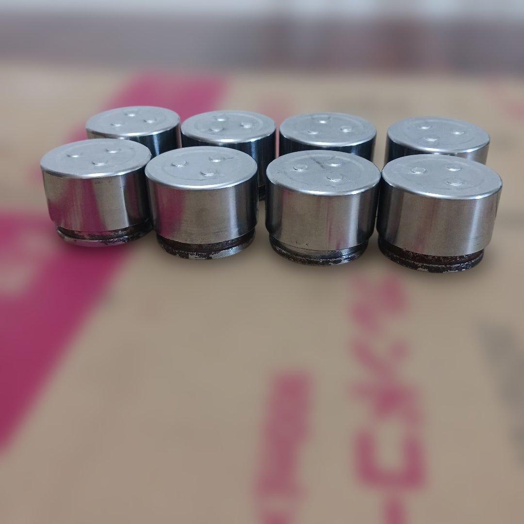 スカイラインタイプMフロントブレーキキャリパーO/H済