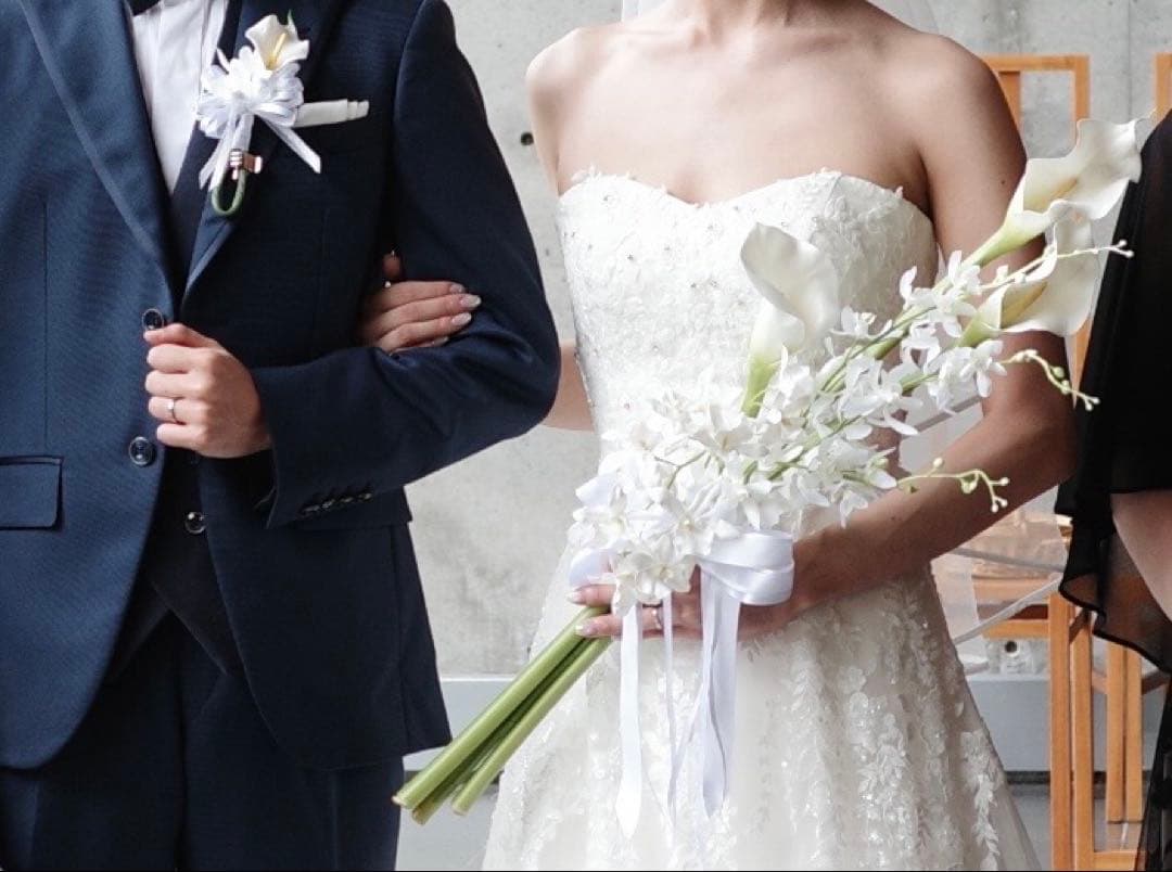 ウェディングブーケ　ブートニアセット アーティフィシャルフラワー　白