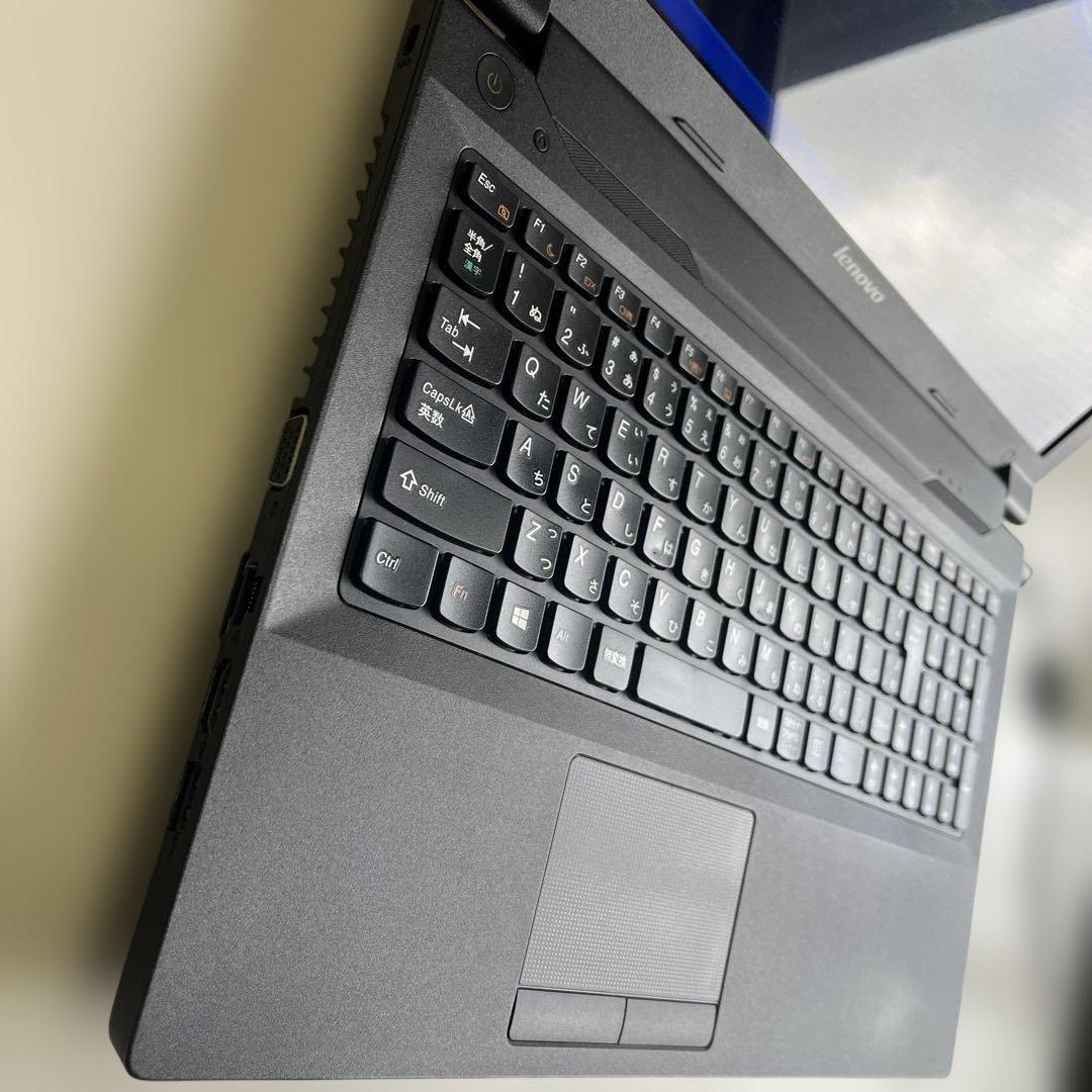 ☆格安美品☆WindowsXP☆レノボ15.6インチ大画面ノート☆Office付