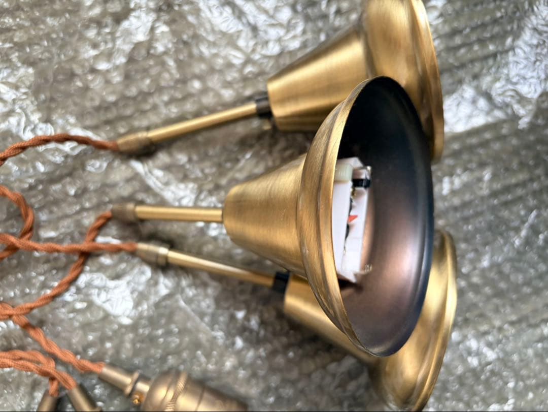 真鍮ペンダントライト　スイッチ付　ビンテージ裸電球エジソンライト　3個セット
