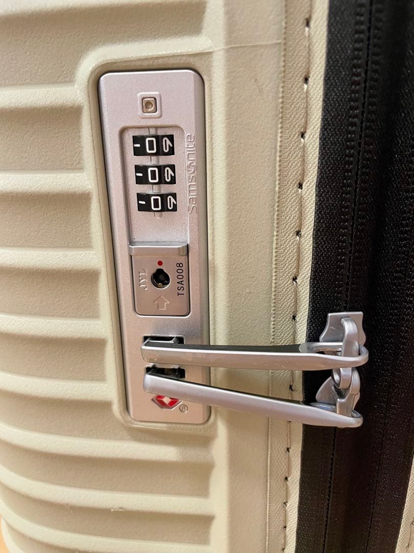 大型サムソナイト スーツケース 容量拡張機能 104/114L 軽量TSAロック