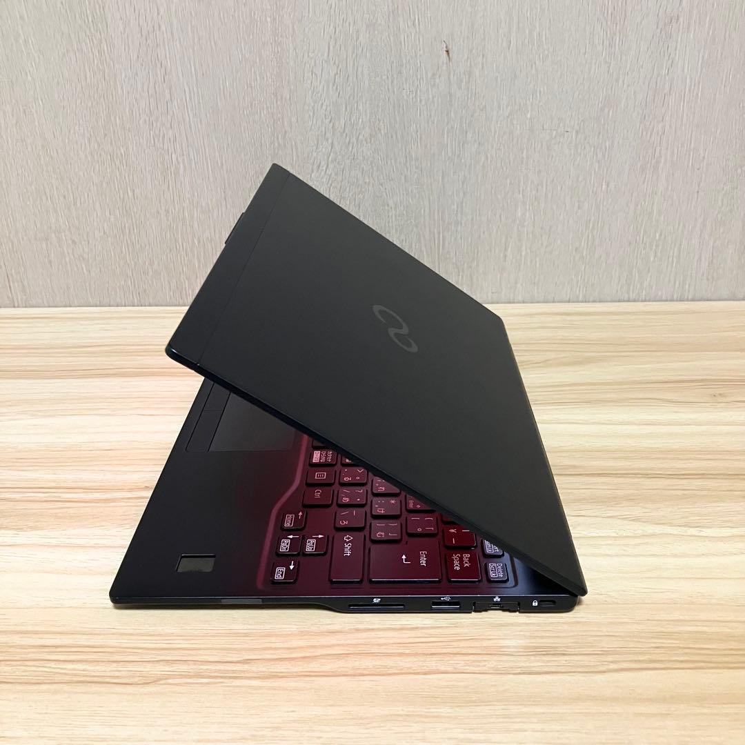 第10世代！LIFEBOOK U9310/EW 8GB SSD256GB 軽量