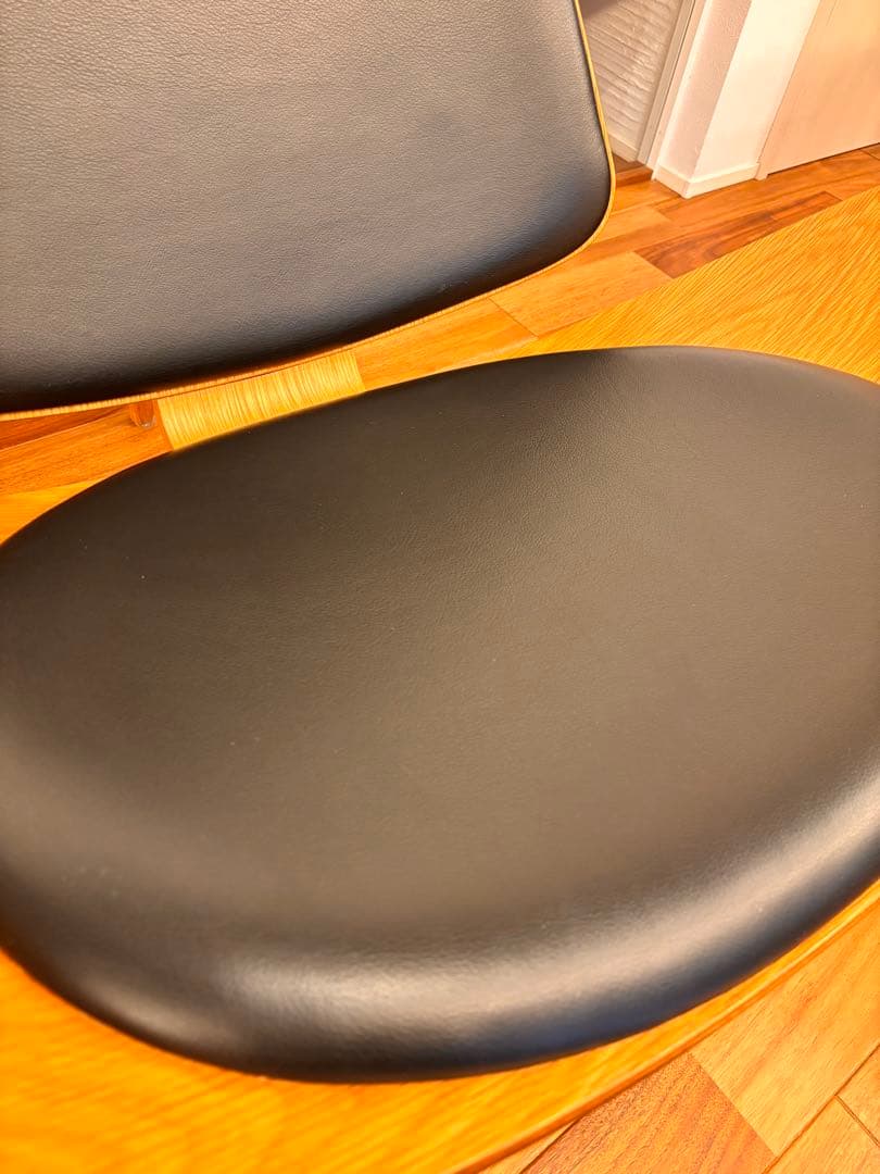 Carl Hansen & Son　CH07シェルチェア