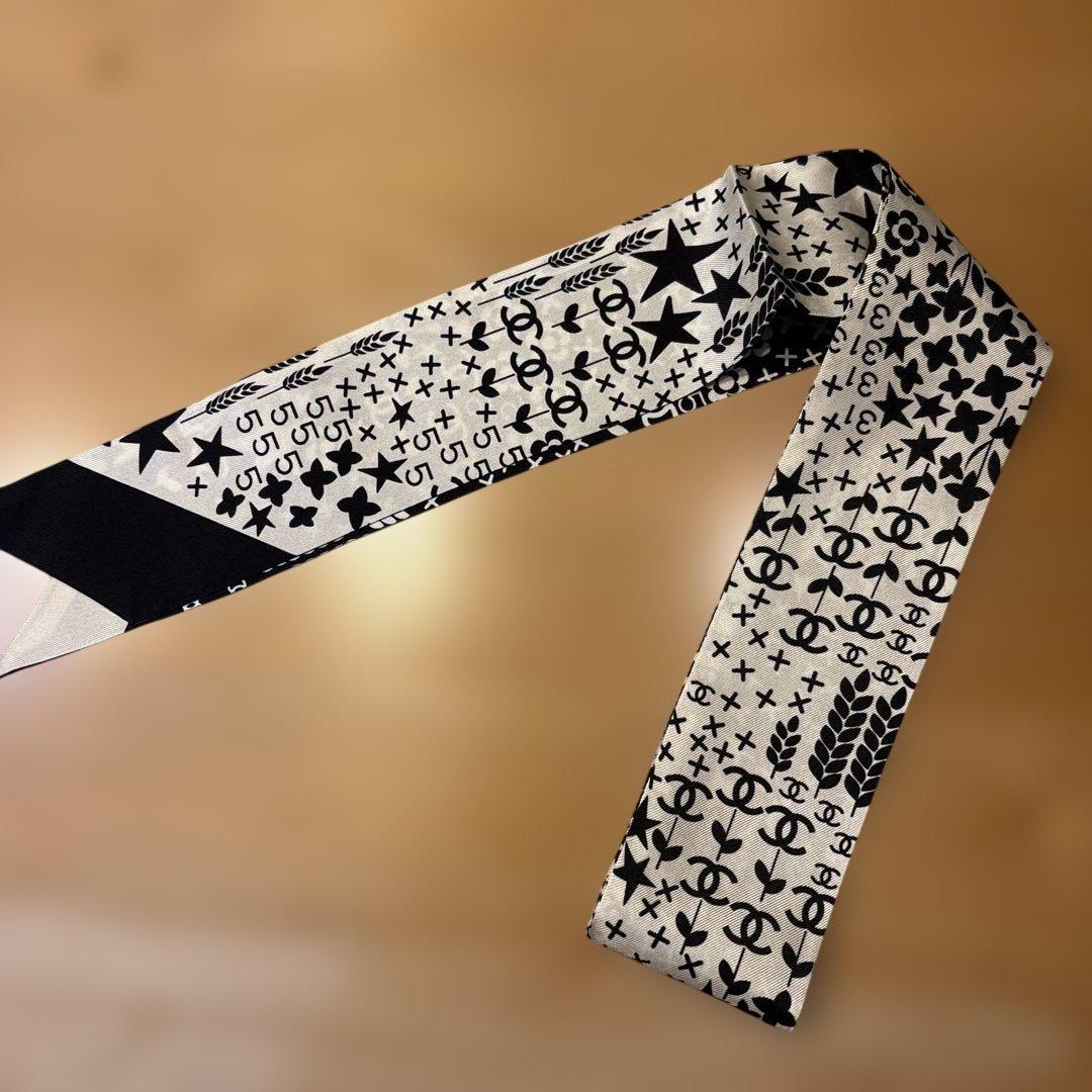 はるひ☆…様 CHANEL シャネル　細スカーフ　ブラック/ホワイト