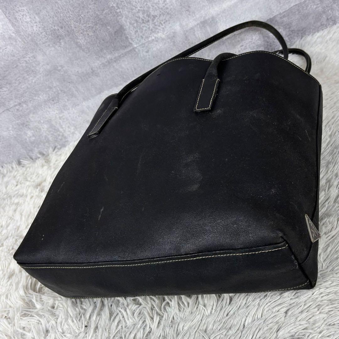 A4可 希少 PRADA レザー トートバッグ ポーチ 三角プレート ブラック