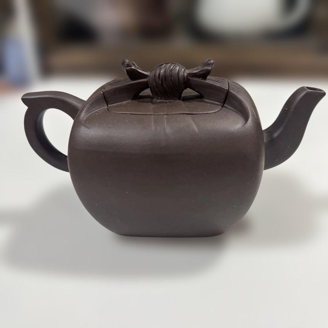 中国紫砂壶 急須　包袱形　朱泥 齊虹 銘