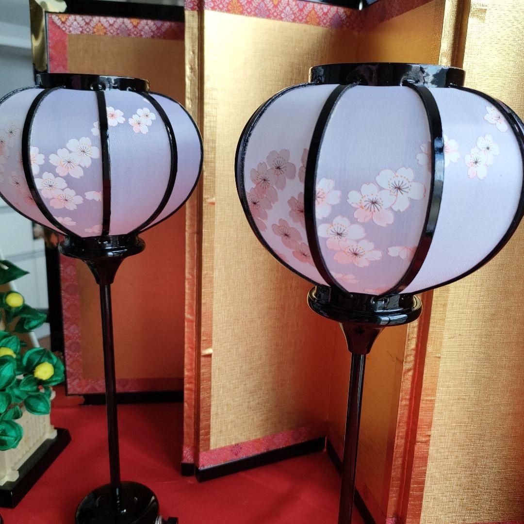 雛道具　雪洞　こはる13号黒塗コードレス(高さ36cm)　桜橘(高さ約21cm)