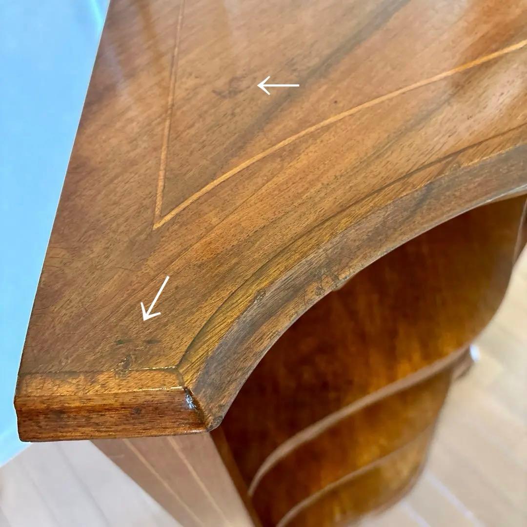 カモミール様 ご購入☆イタリア アンティーク 猫足 3段 飾り棚(レース付き)