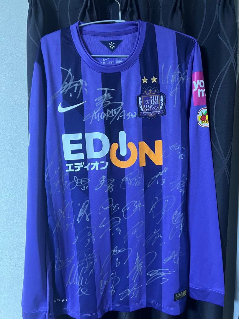 ナイキ　NIKE サンフレッチェ広島　長袖　優勝記念