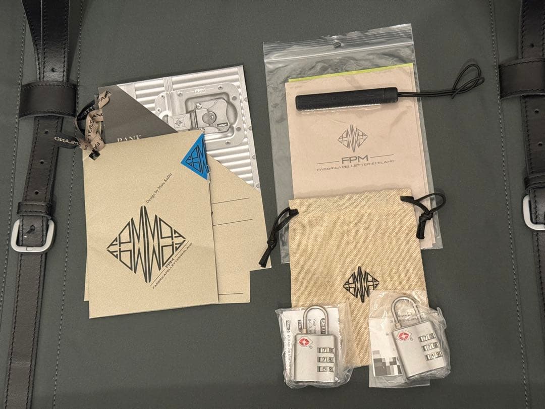 バッグ FPM BANK SPINNER 76