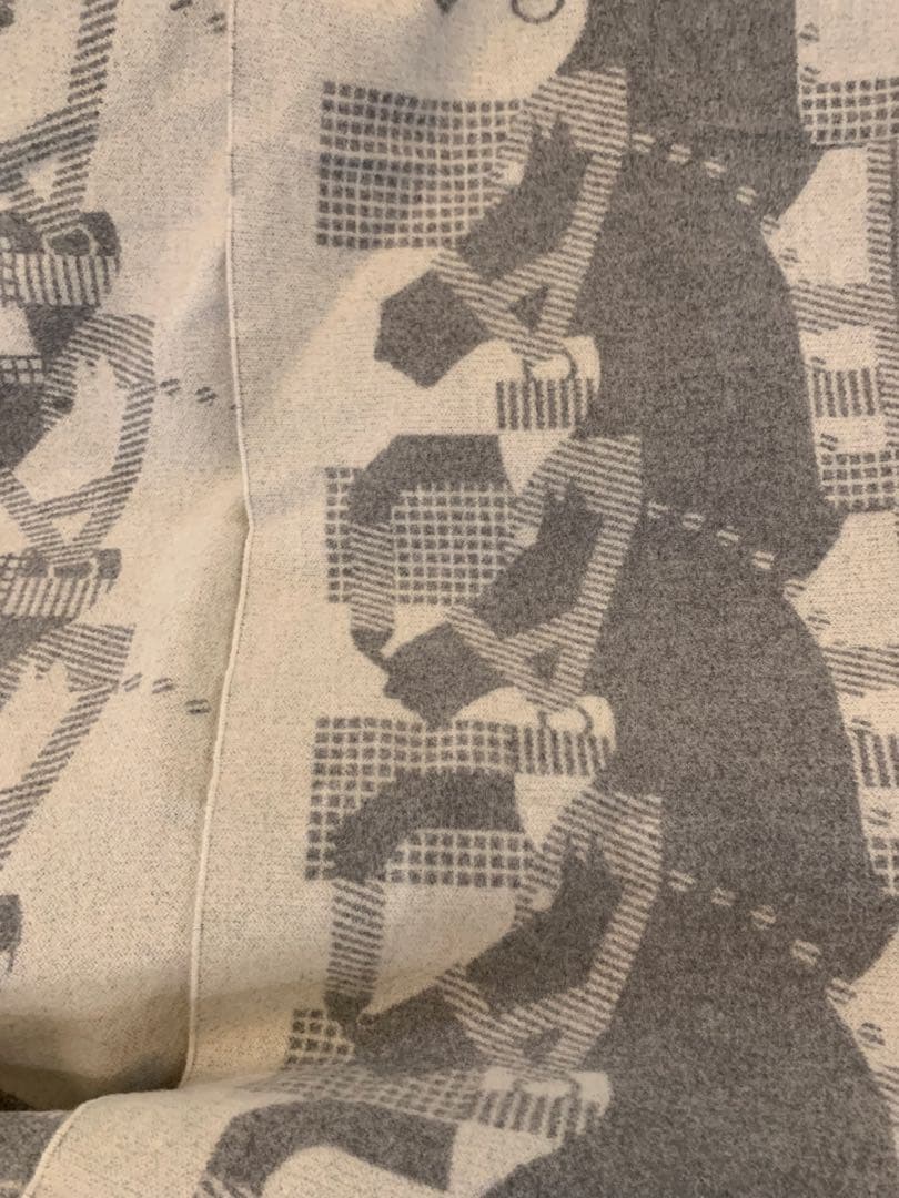 未使用　タグ付き　エルメス　レア　ロカバール　毛布１枚とクッション2個セット