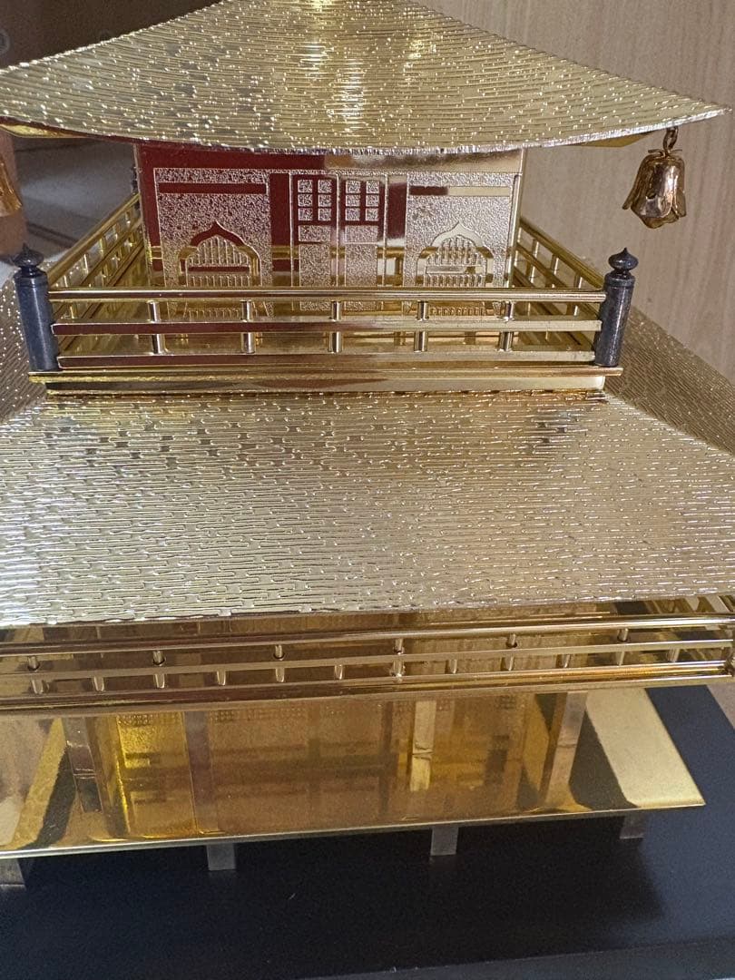 金閣寺風 金属製置物／高约さ23 cm