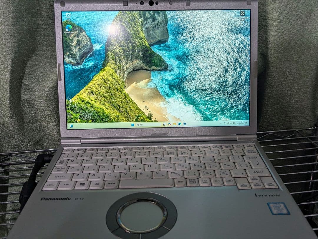 Panasonic Let's note CF−SV7 i5-8350U 8GB