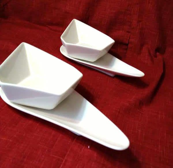 ♥大人気のパーティーセット♥素敵なディスプレイ♥新品・オシャレな3種類3組１２皿