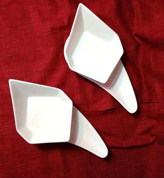 ♥大人気のパーティーセット♥素敵なディスプレイ♥新品・オシャレな3種類3組１２皿