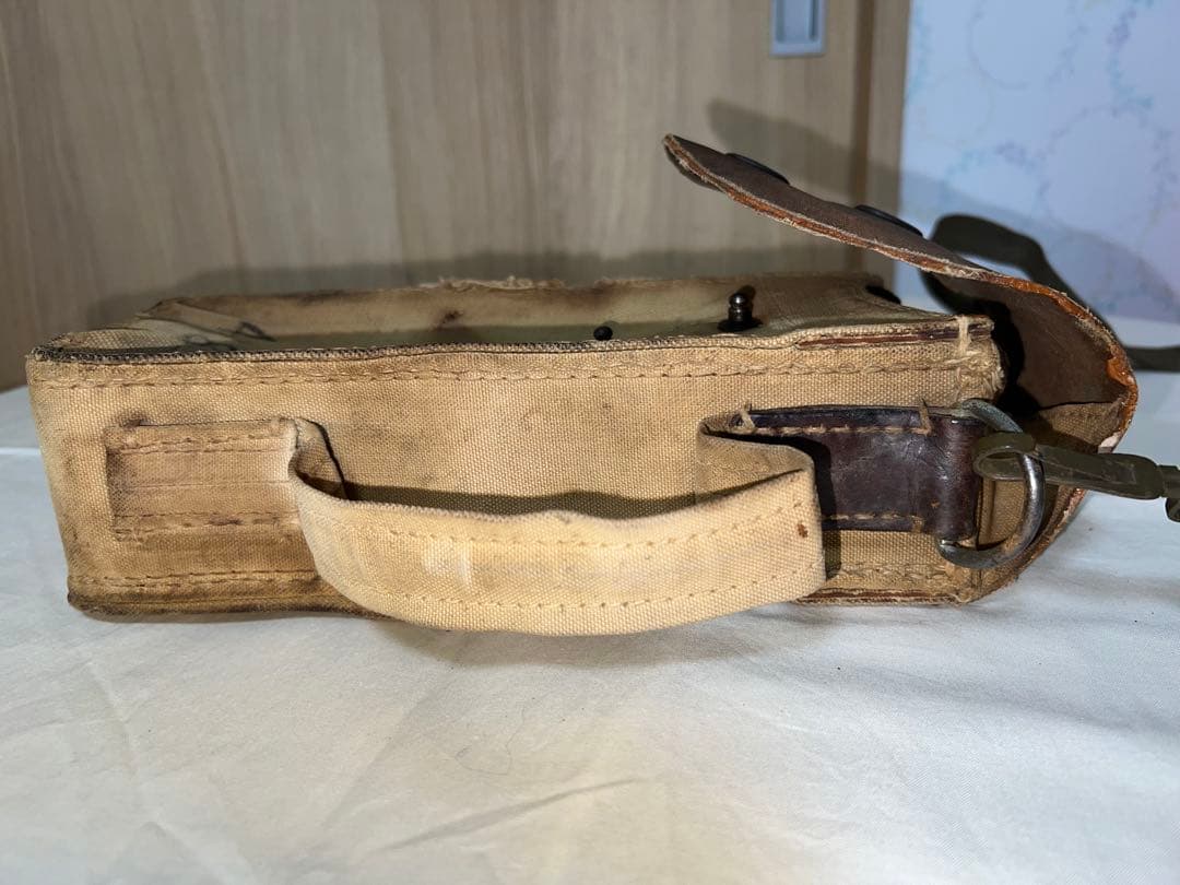 日本軍　96式・99式軽機関銃弾倉嚢
