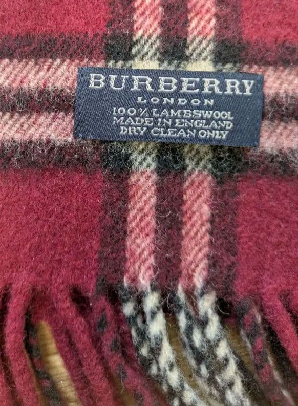 新品未使用品暖かいBURBERRY チェック柄 ラムウールマフラー