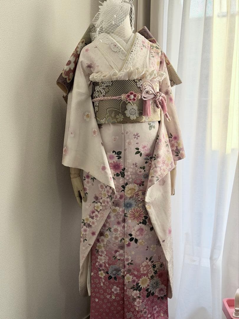 白地　ピンク柄　振袖フルセット