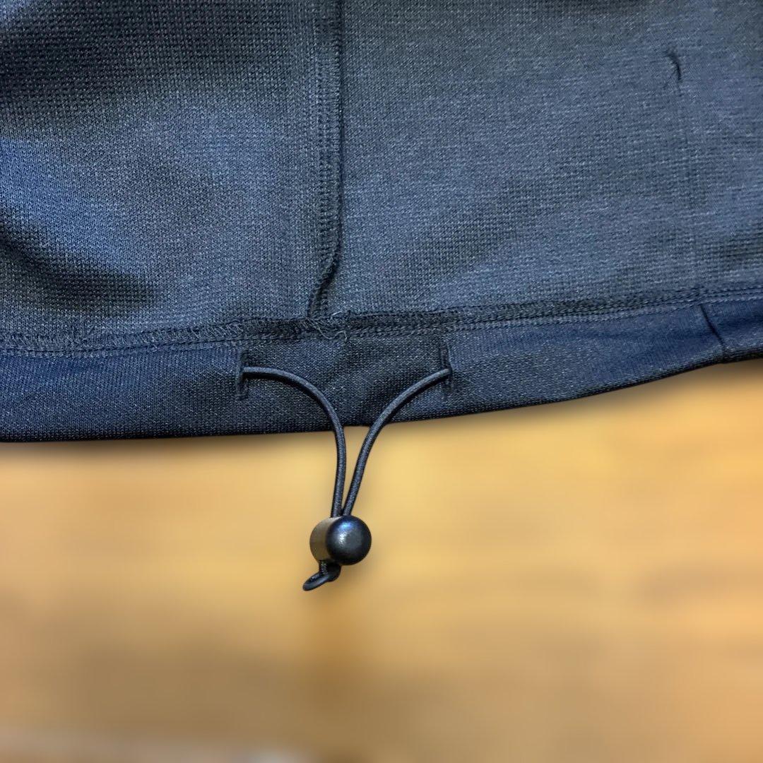 フレッドペリー　黒パーカー新品