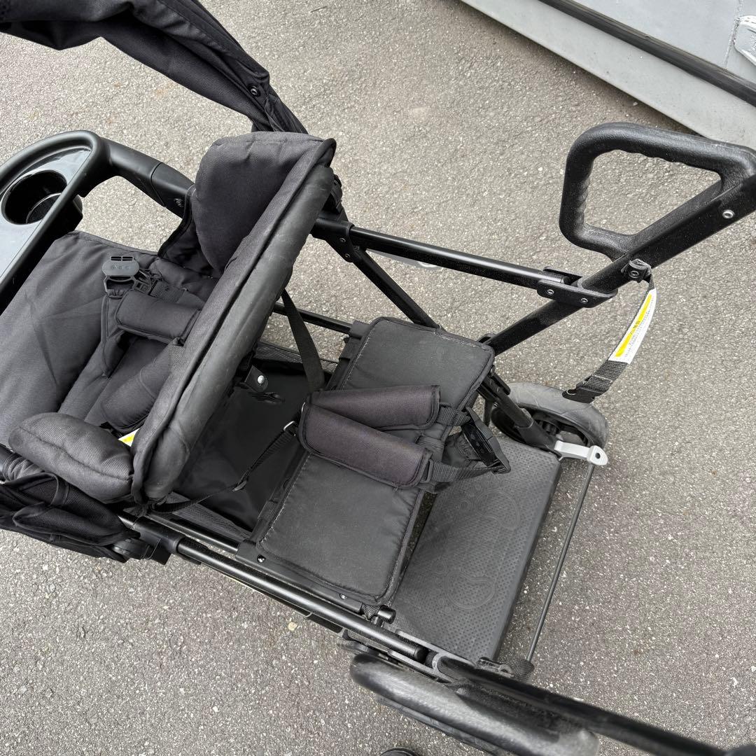 【東京足立区】nebio ネビオ2人乗りベビーカー　2人でゴー 使用回数5回以内