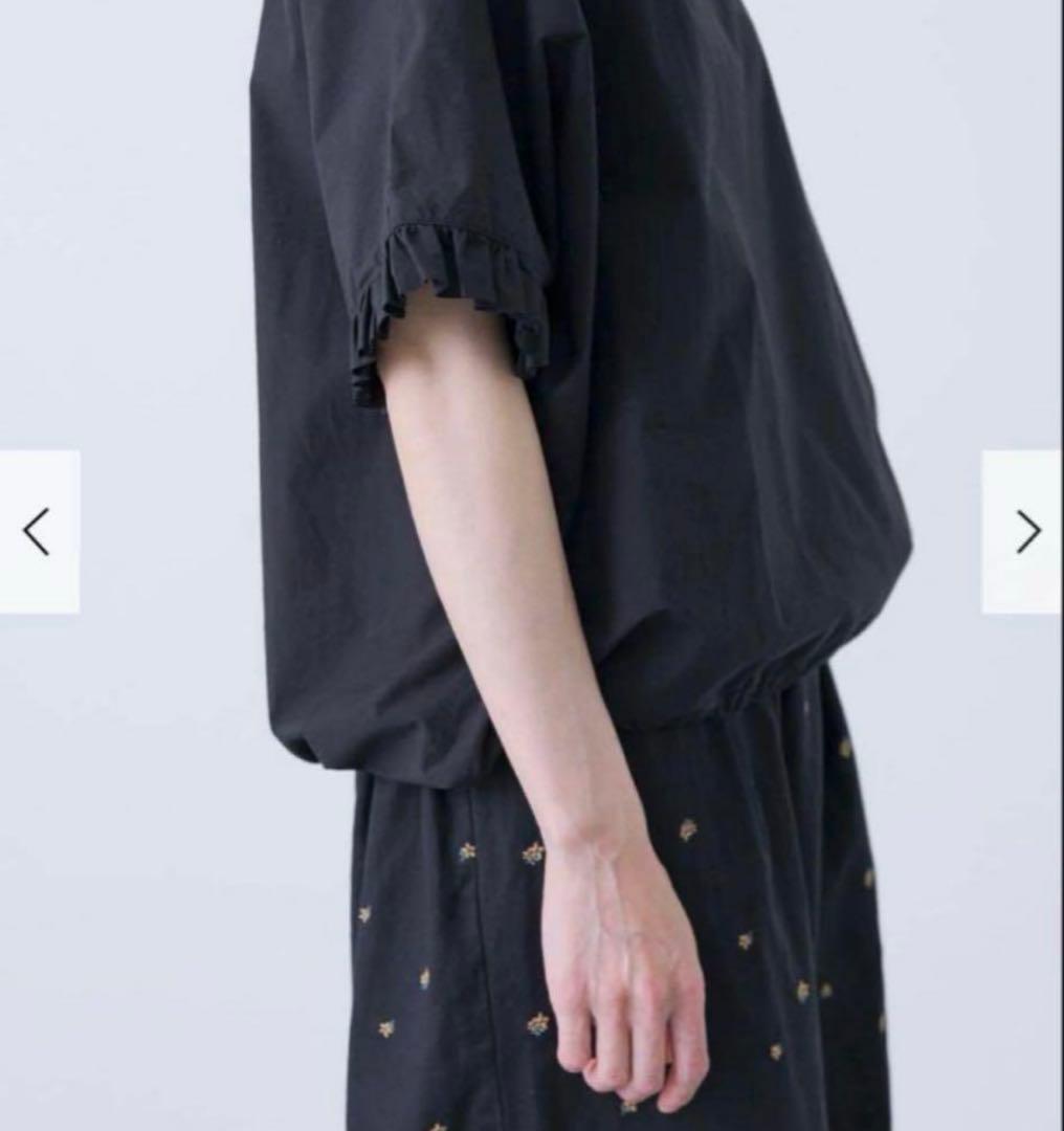 かぐれ　新品　今季　2025 半袖　フリルスリーブプルオーバー　ブラック