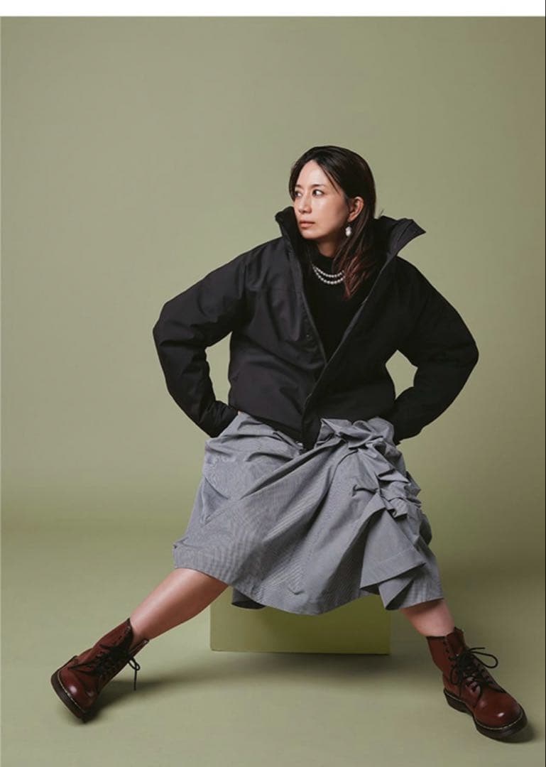 【新品未開封】❗️半額❗️撥水ショートダウン東原亜希FORME 定価39,600円