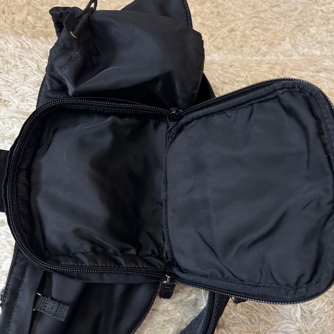 ☆美品☆PRADA プラダ　ボディーバック　ウエストポーチ　ブラック