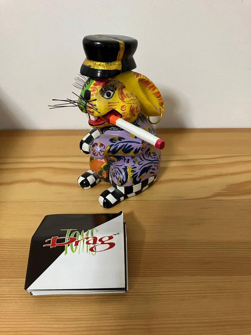 希少TOMS Drag/ トムズ　ドラッグ うさぎ　置物