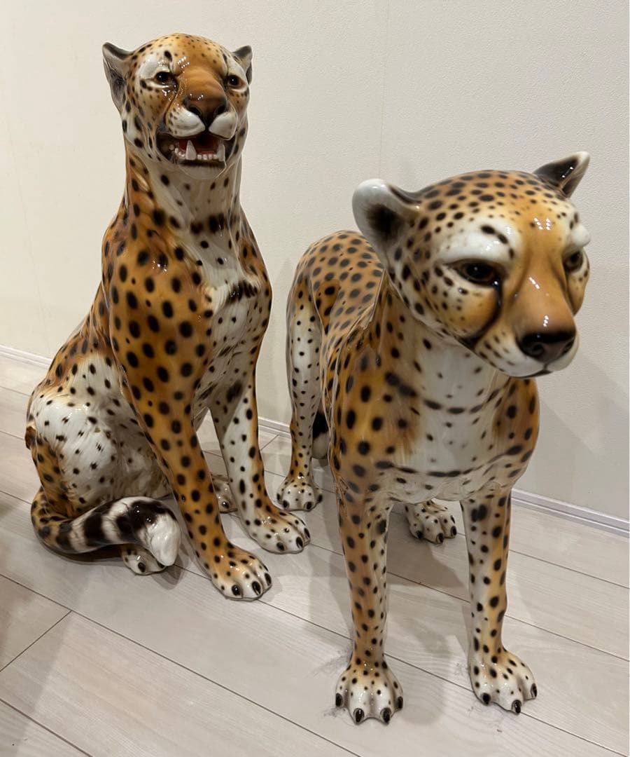 【手渡し希望】ヒョウ 置物 ２体セット