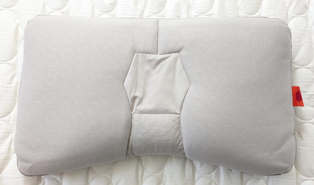 じぶんチャージ フィットテックピロー PREMIUM（レギュラー）