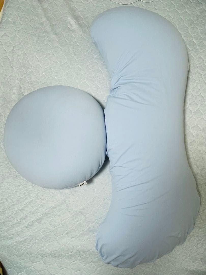 【美品★定価2万】MOGU　抱き枕 雲に抱きつく夢枕＆雲にさわるクッションセット