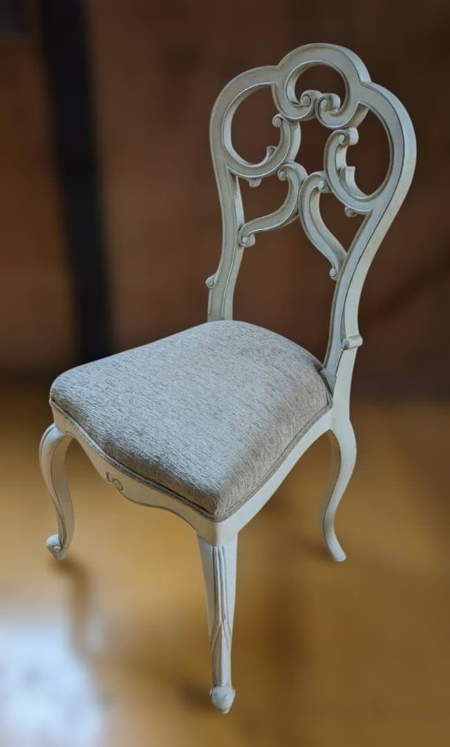 値下げしました　ダイニングチェア　猫脚　クラシカルチェア