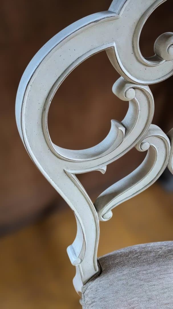 値下げしました　ダイニングチェア　猫脚　クラシカルチェア