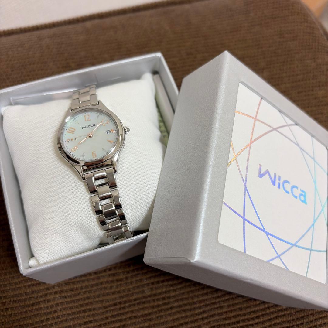 シチズン ソーラー電波時計 シルバー wicca KS1-210-13