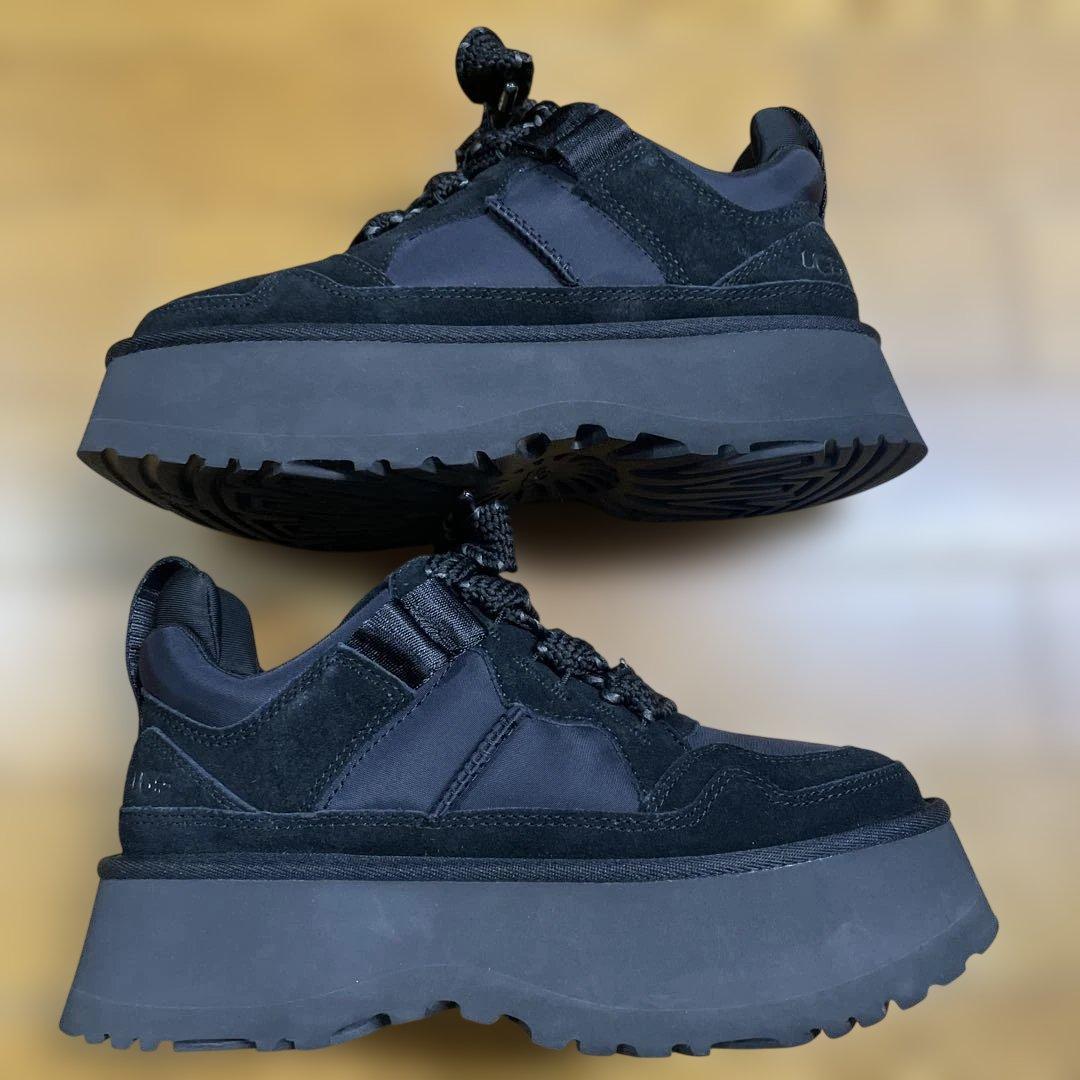 UGG　厚底スニーカー　アストロメル　Astromel　サイズ24 ブラック